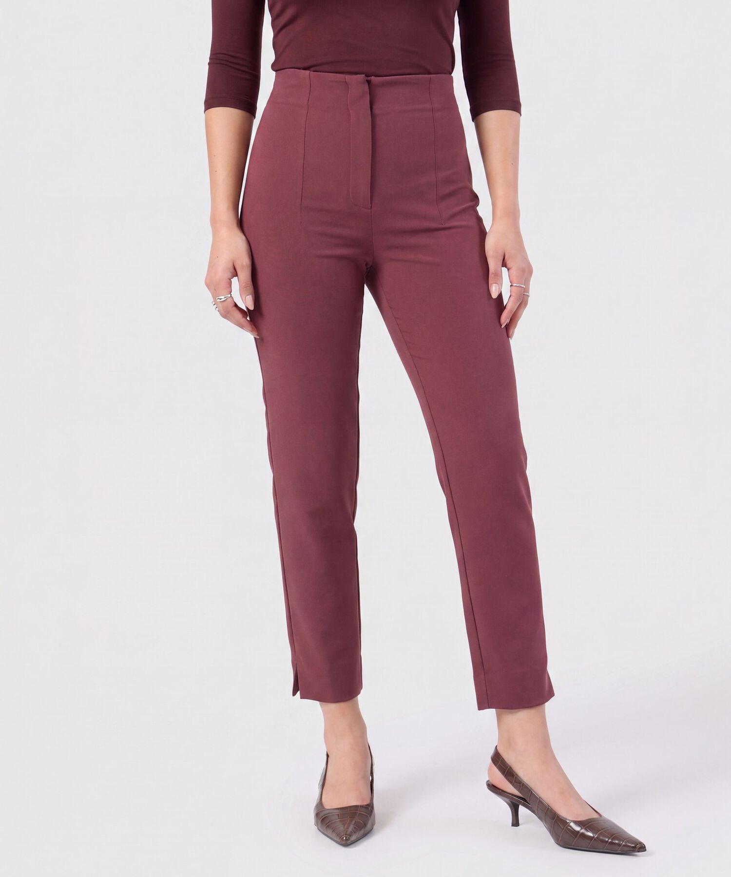 Pantal&oacute;n Slim De Tiro Alto Con Aberturas