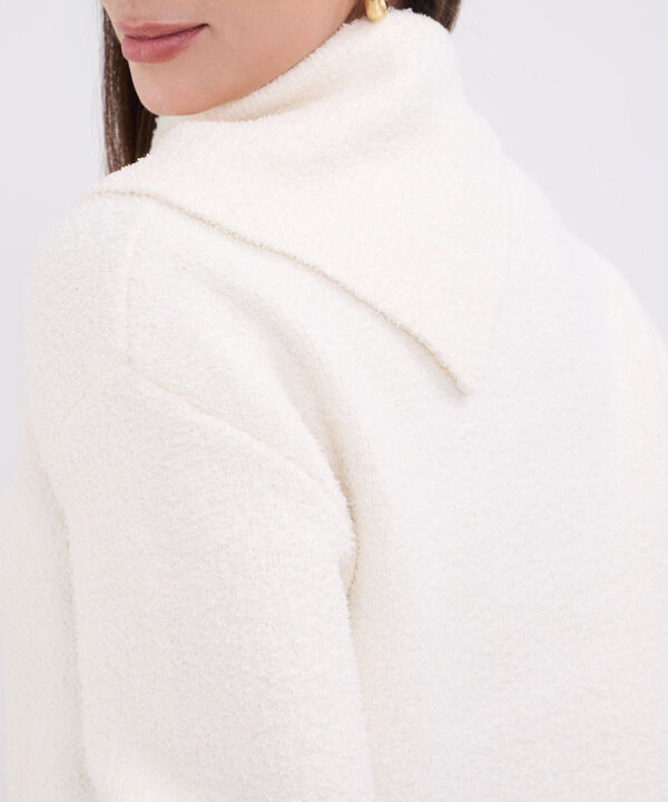 Saco cuello alto asimetrico para mujer