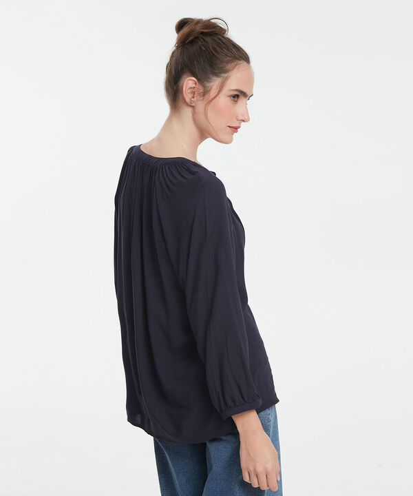 Blusa M 3/4 Cuello Neru Unicolor image number null