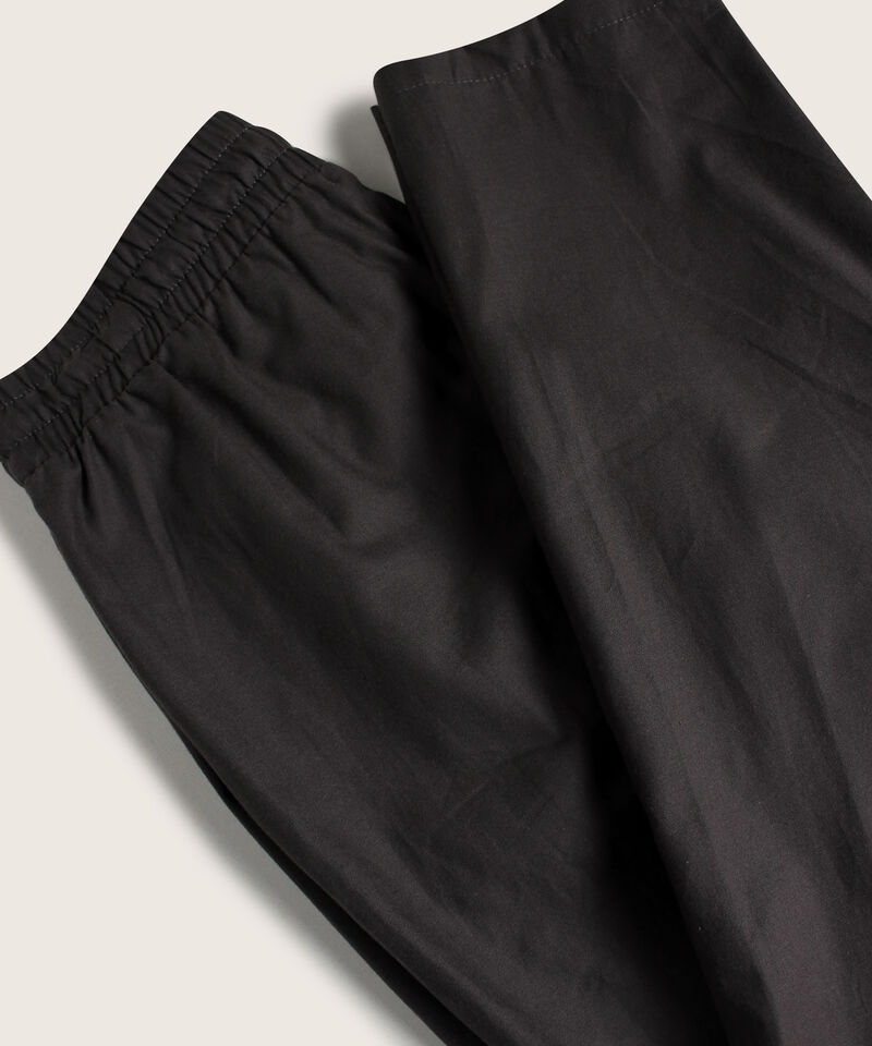 Pantalón Unicolor Tiro Alto