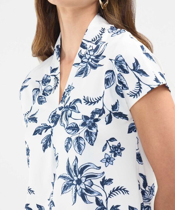 Camiseta Estampada Cuello en V