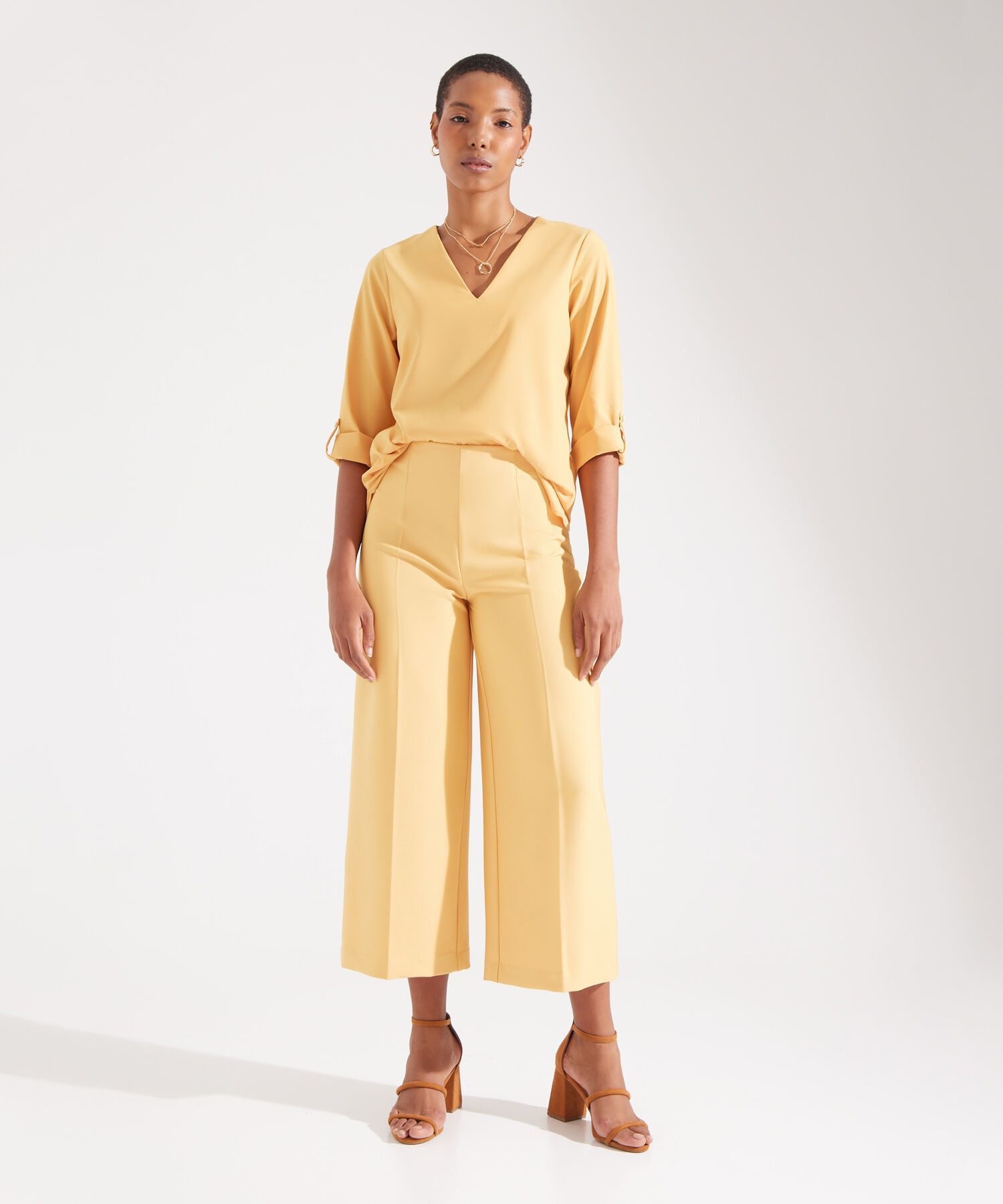 Blusa con Escote en V