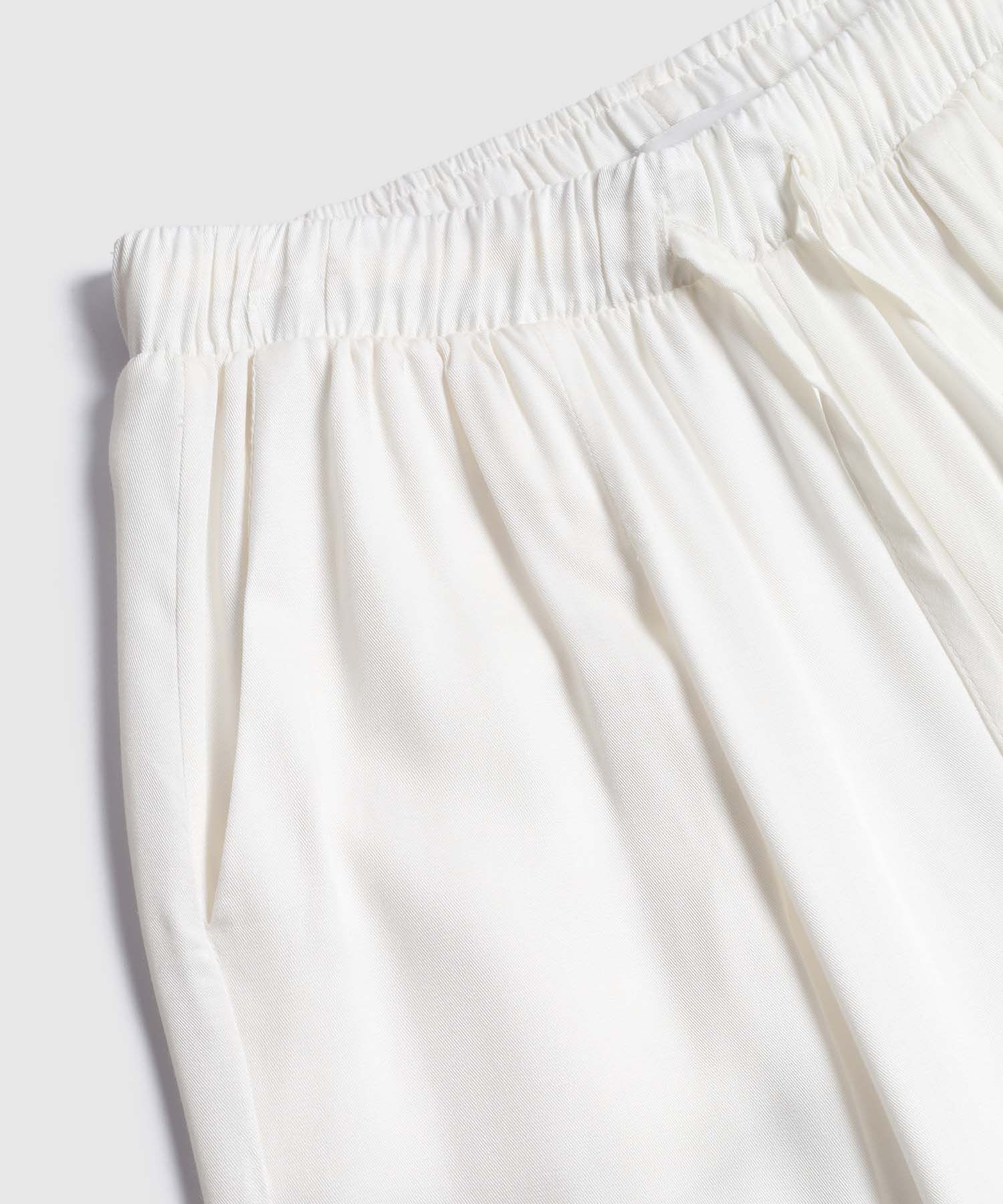 Pantalón Fluido Con Pretina Resortada