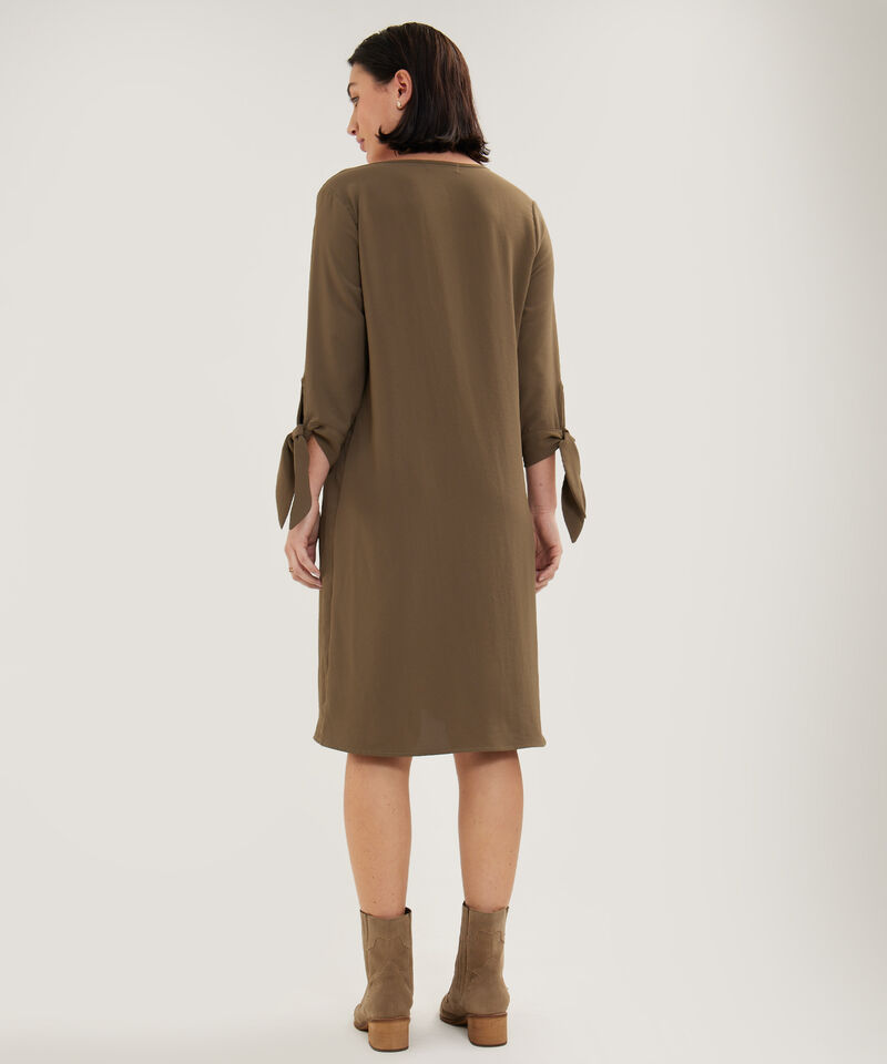Vestido Unicolor Manga Tres Cuartos Con Anudado