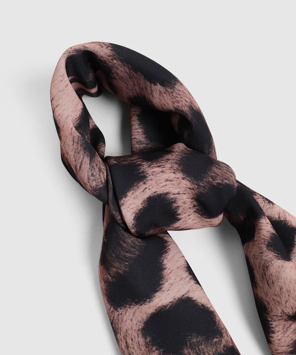 Pa&ntilde;oleta Estampada Para Mujer