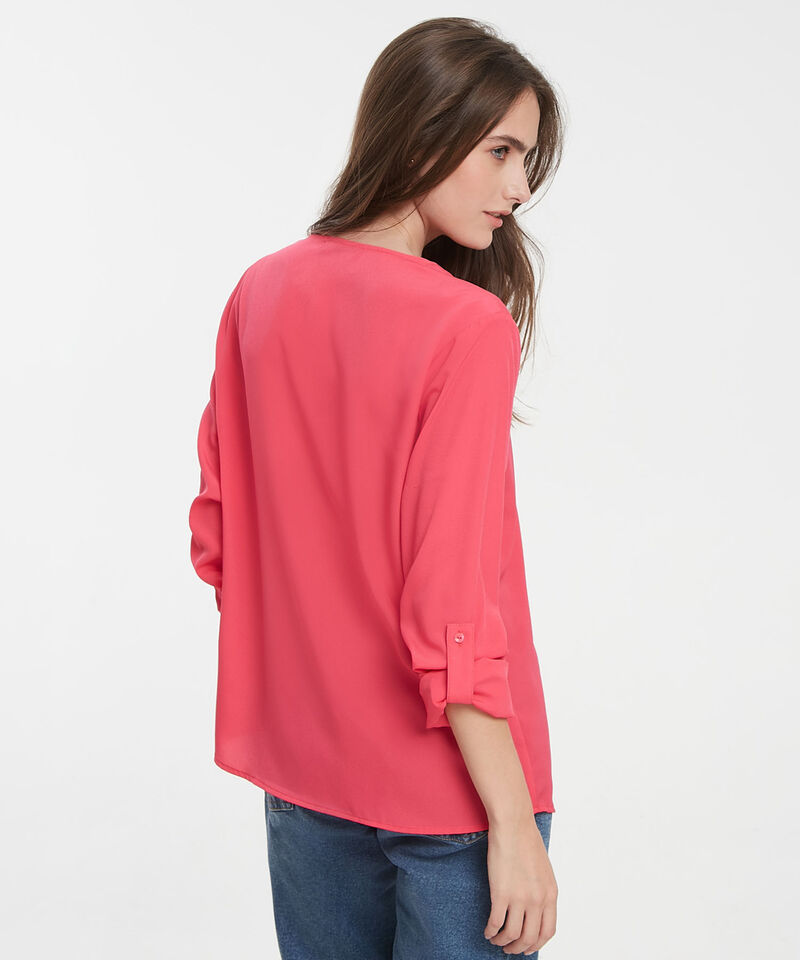 Blusa Con Cuello Doble Escote En V