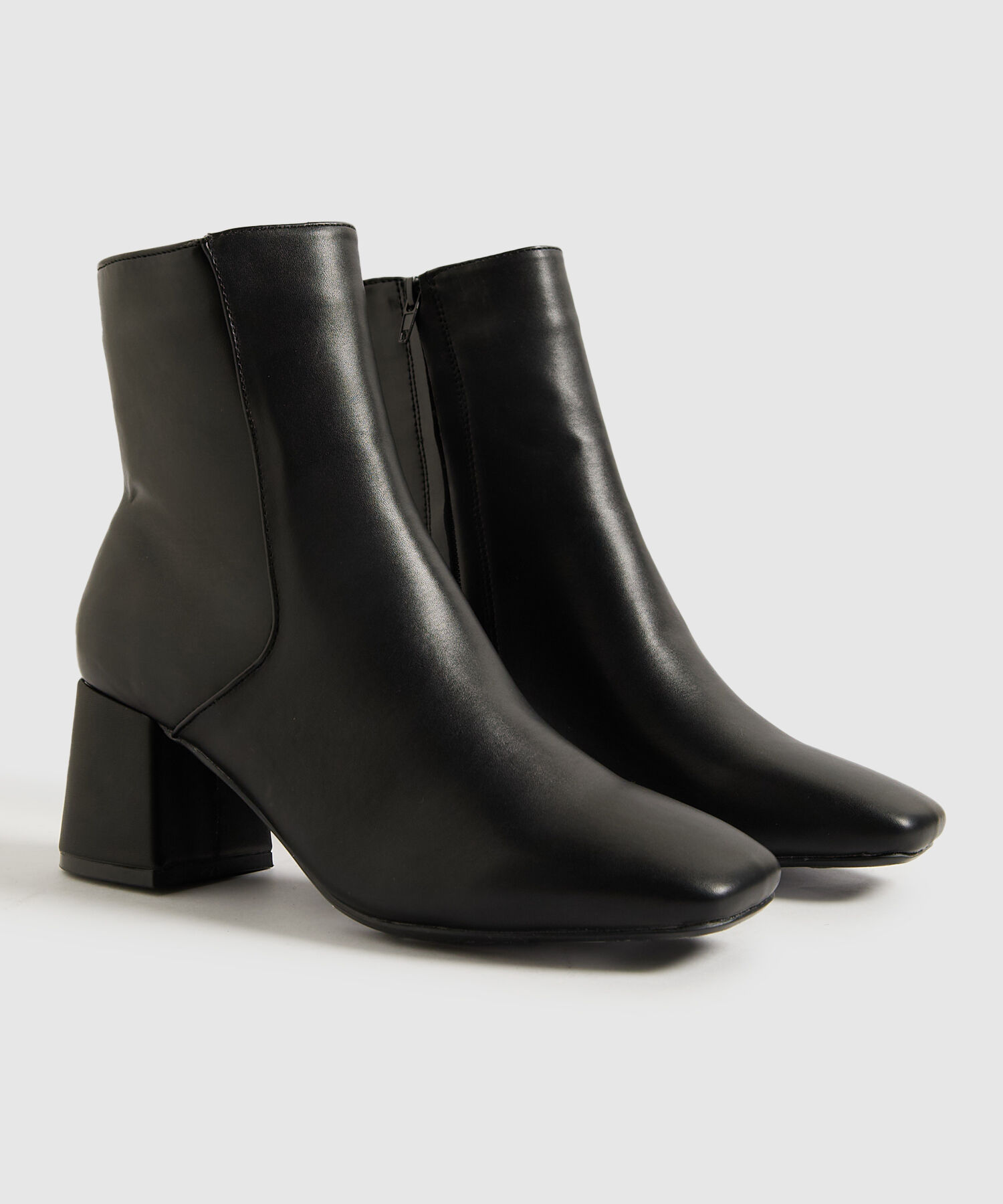 Botines de Tacón