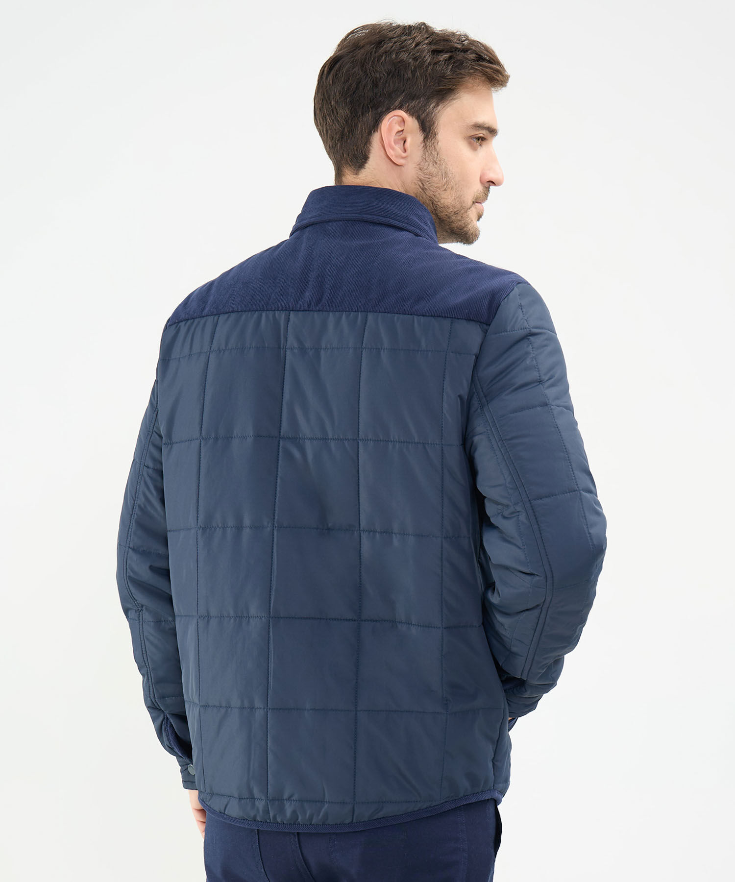 Chaqueta Acolchada Con Detalles En Pana