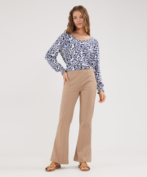 Legging Unicolor Tipo Flare image number null