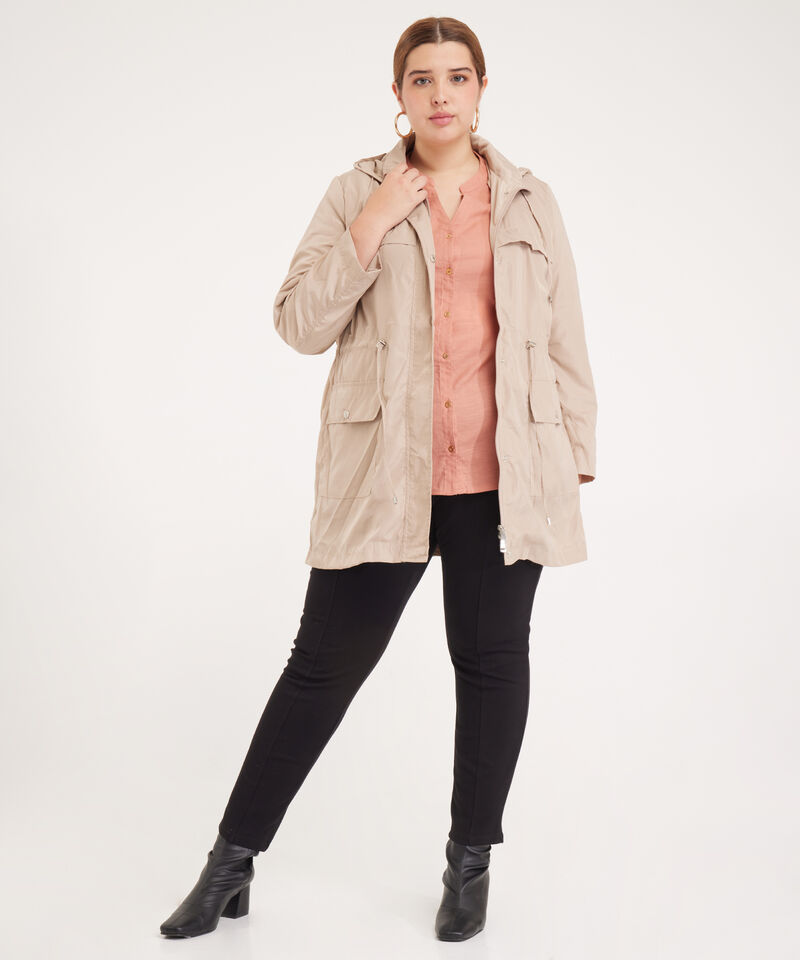 Chaqueta Parka Con Capota, Charreteras Y Cordon De Ajuste