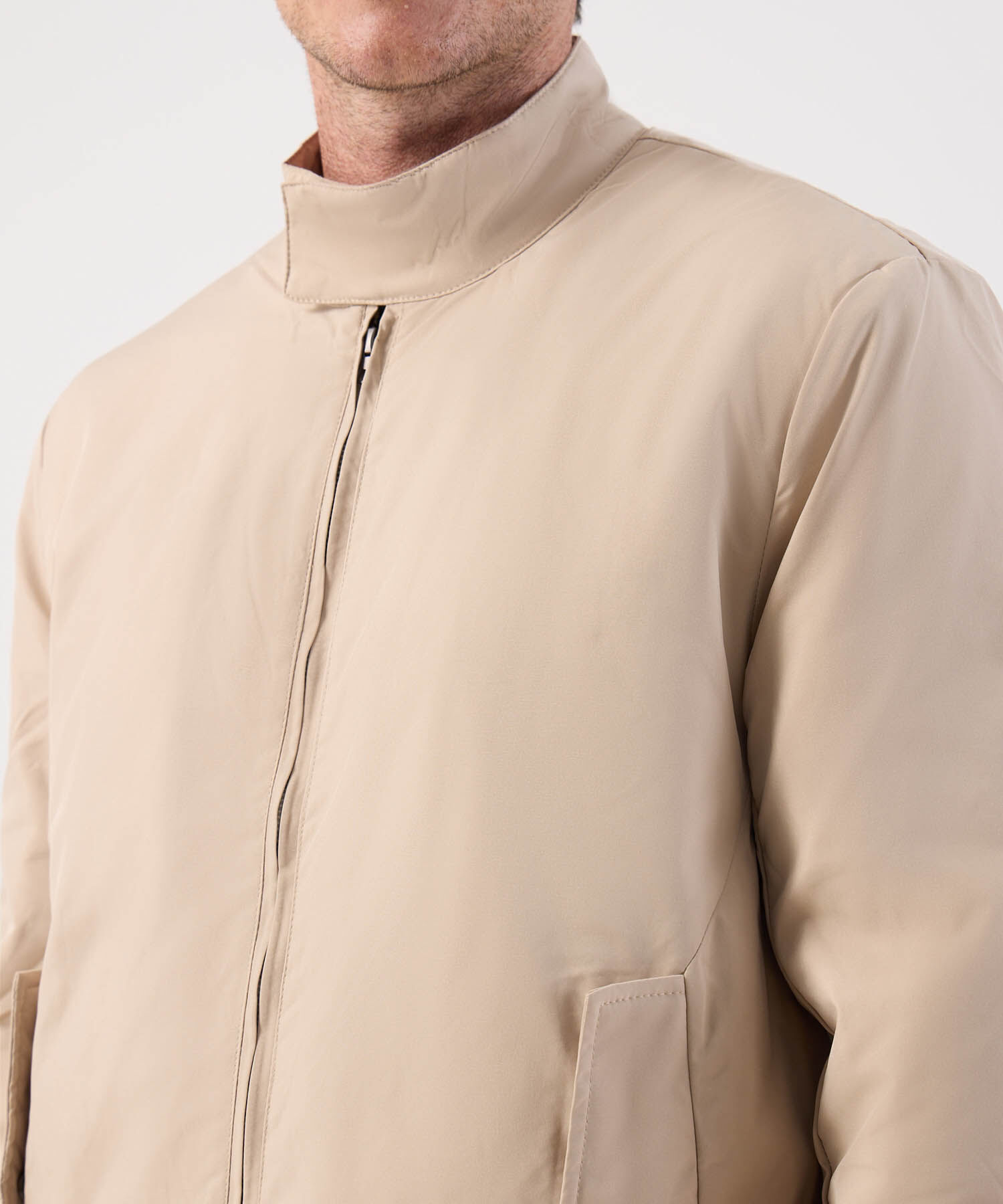 Chaqueta Clásica Ligera para Hombre con Cuello Alto