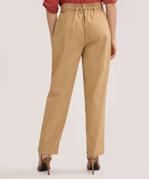 Pantalon Unicolor Recto, Tiro Alto Con Resorte En Posterior