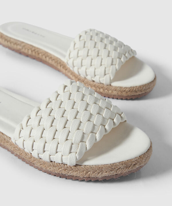 Sandalias Ref. Sandalia Trenza