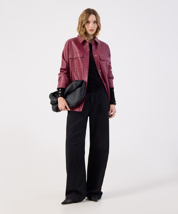 Sobrecamisa Efecto Piel Estilizada image number null