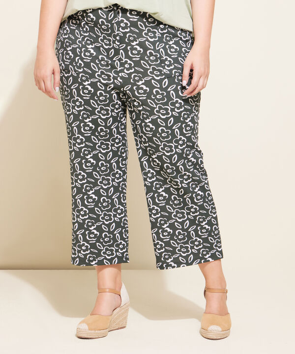 Pantalón Capri Estampado Con Bolsillos De Parche, Elástico En Costados Pretina