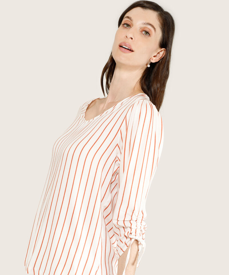 Blusa Manga 3/4 Con Detalle En Pu&ntilde;o