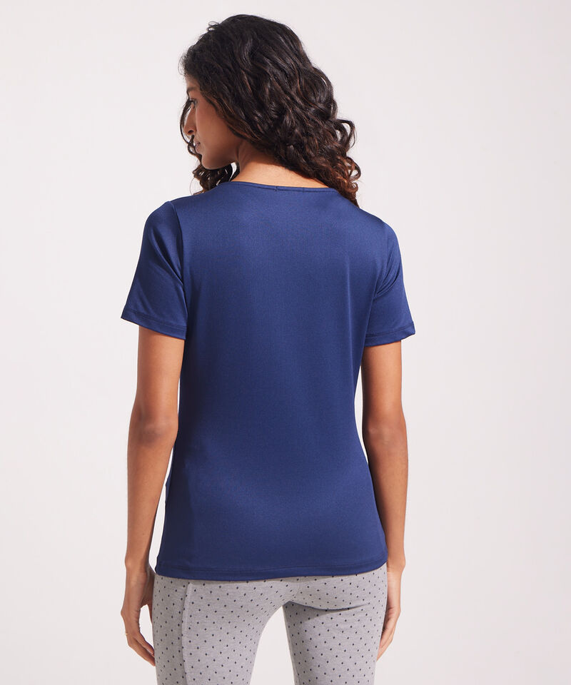 Camiseta Manga Corta, Cuello Cut Out Con Herraje Circular