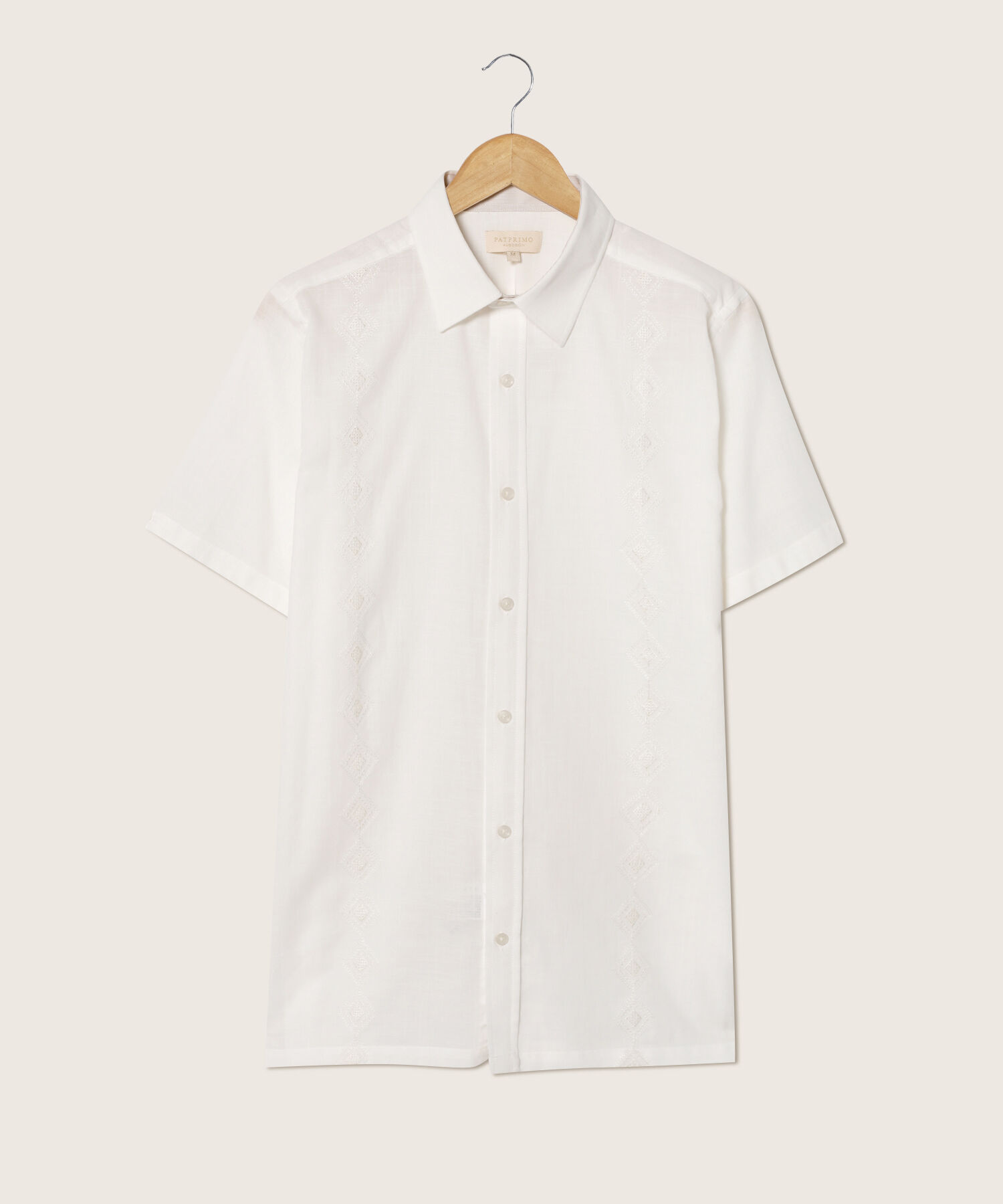 Camisa Guayabera Corta Con Bordado