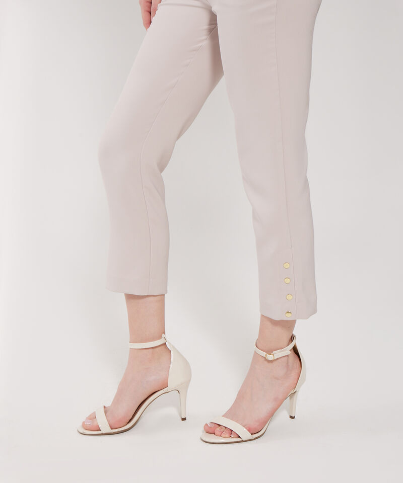 Pantalón Clásico Unicolor Con Botones En Bota