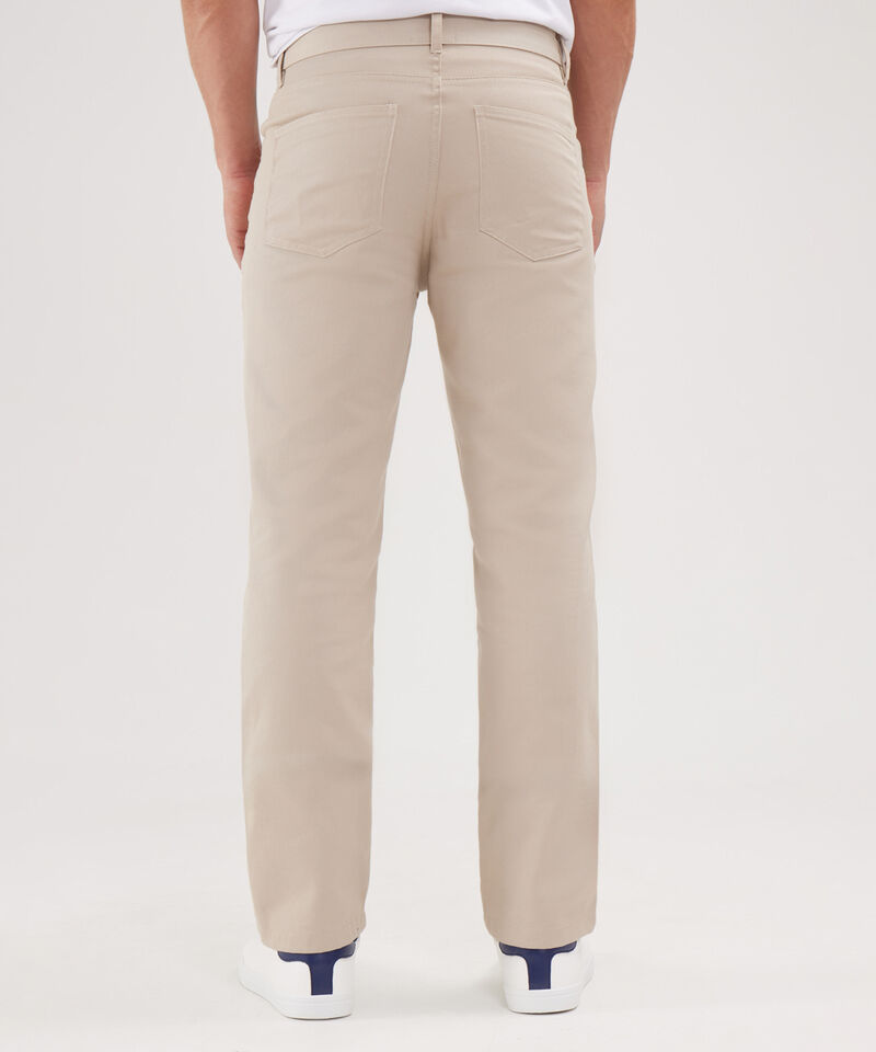 Pantalon Unicolor, 5 Bolsillos, Silueta Regular Fit
