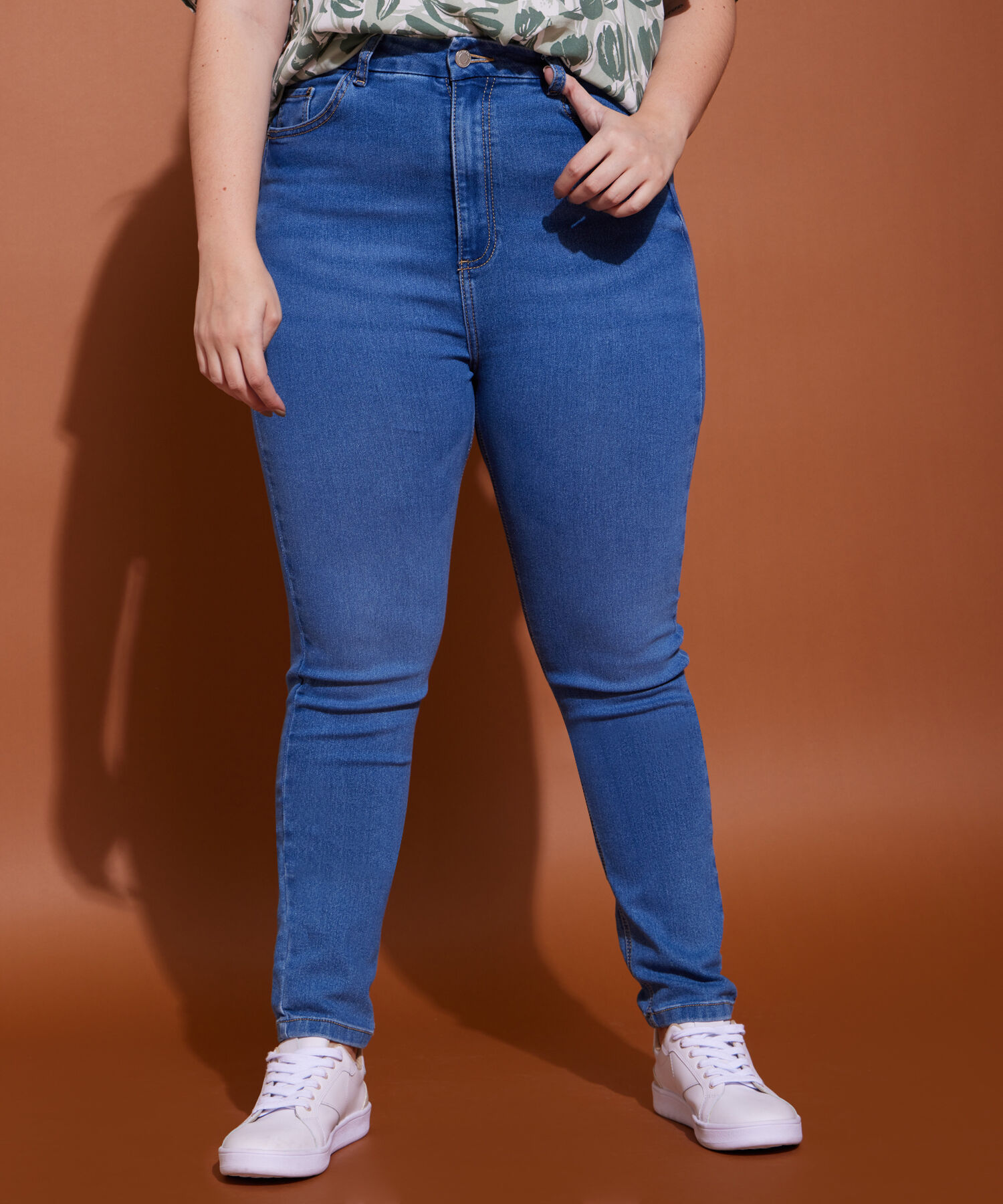 Jean Fit Curvy Tono Medio Claro
