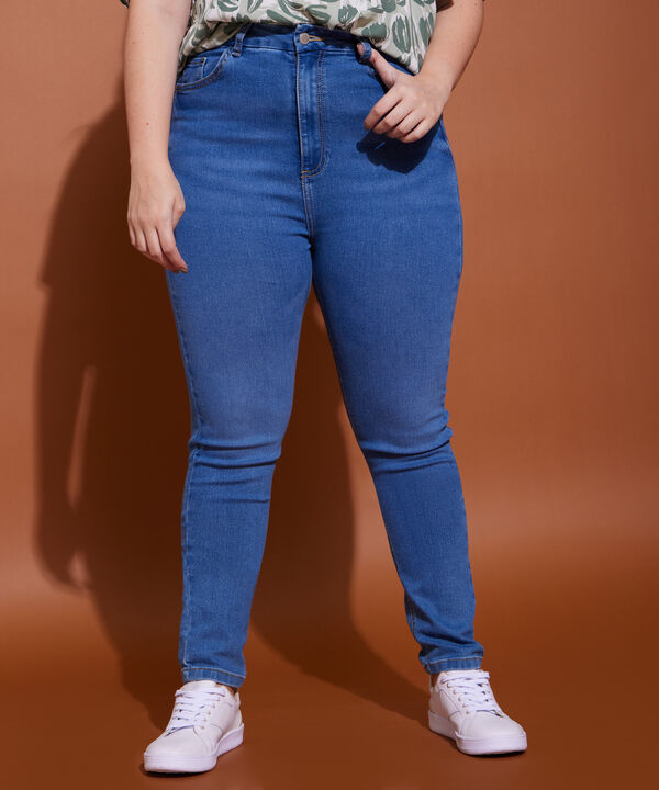 Jean Fit Curvy Tono Medio Claro