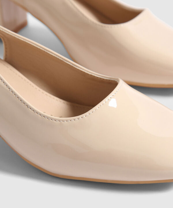 Tacones en Efecto Cuero image number null