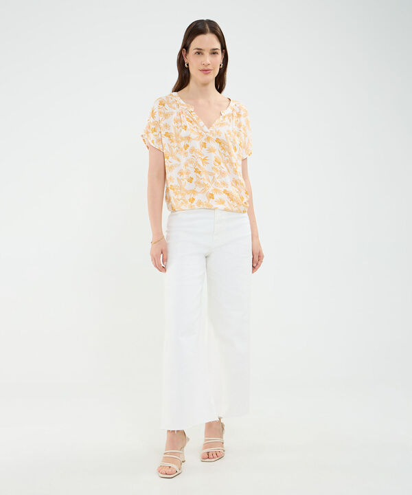Blusa Escotada Estampado Botánico image number null