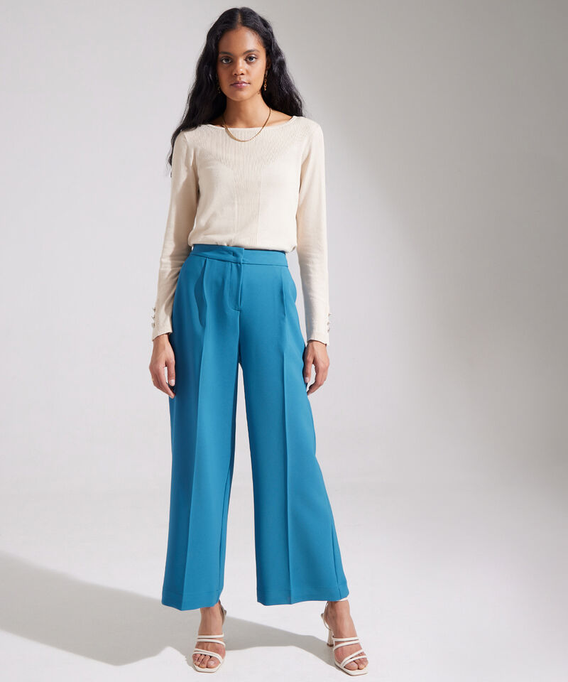 Pantalón Con Prenses  Bota Amplia Crudo