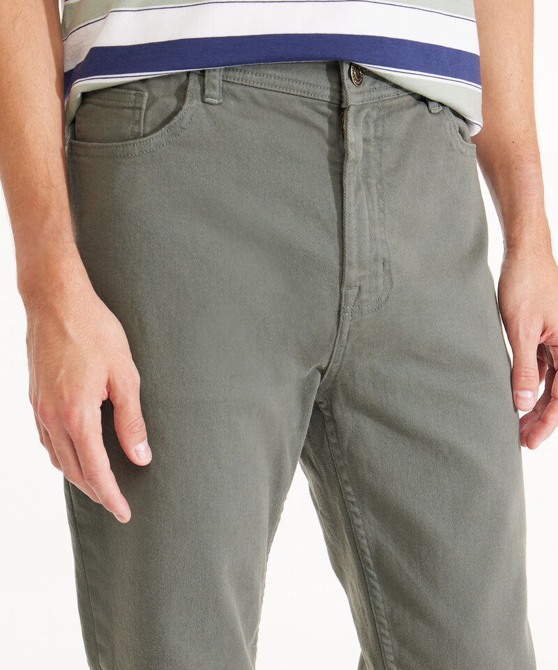 Jean Slim Fit Tono Verde