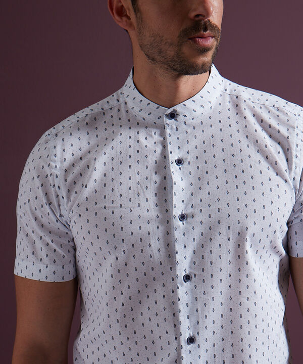 Camisa Manga Corta Estampado Cuello Neru