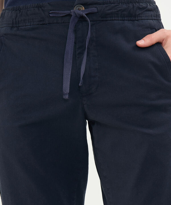 Jogger Casual image number null
