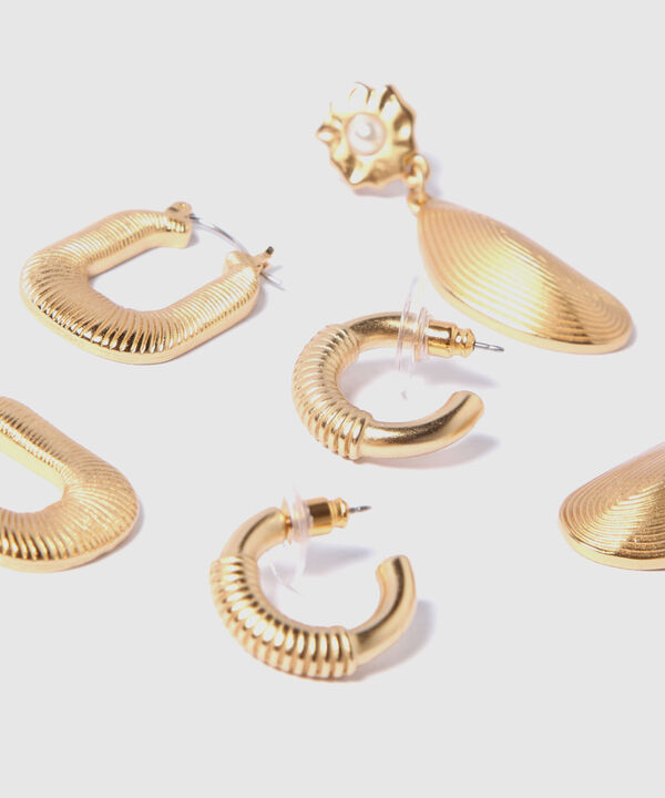 ARETES