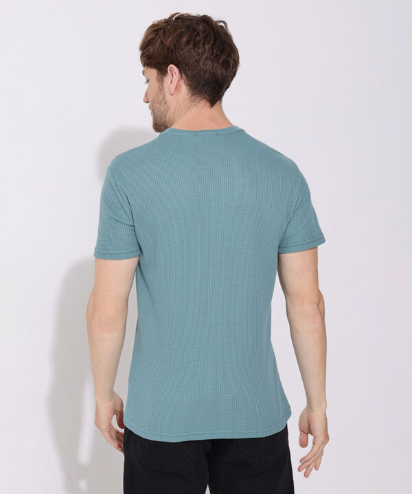 Camiseta Manga Corta Unicolor Cuello Henley