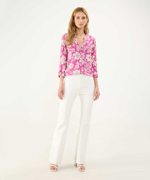 Blusa Estampada en Efecto Lino image number null