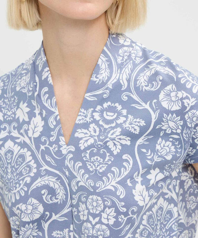 Camiseta Estampada Escote en V