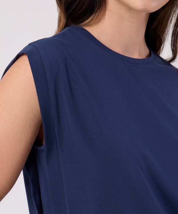 Camiseta Unicolor Cuello Redondo  image number null