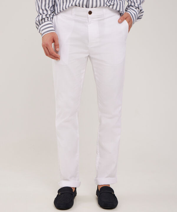 Pantalón Chino Sin Prenses, Bolsillos Diagonales y De Ribete image number null