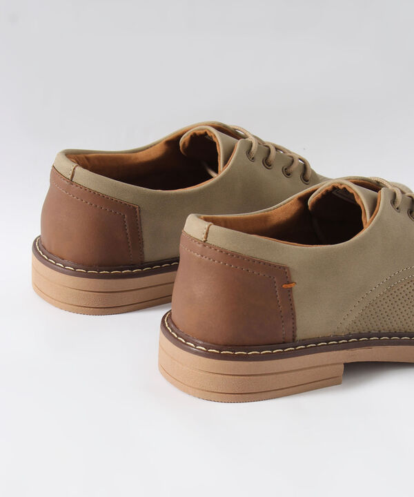 Zapatos Oxford con Detalles