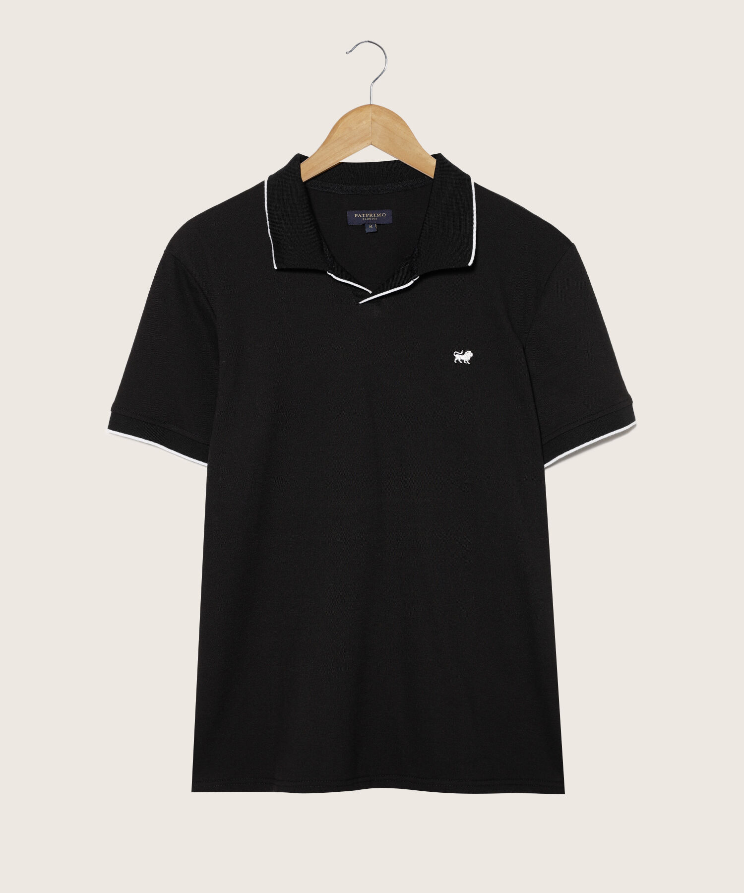 Polo Sport Unicolor, Cuello, Pechera Y Puños Tejidos Preteñidos, Silueta Slim Fit