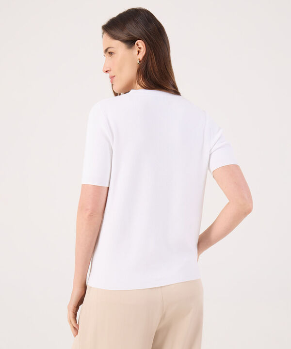 Camiseta Unicolor Con Botones