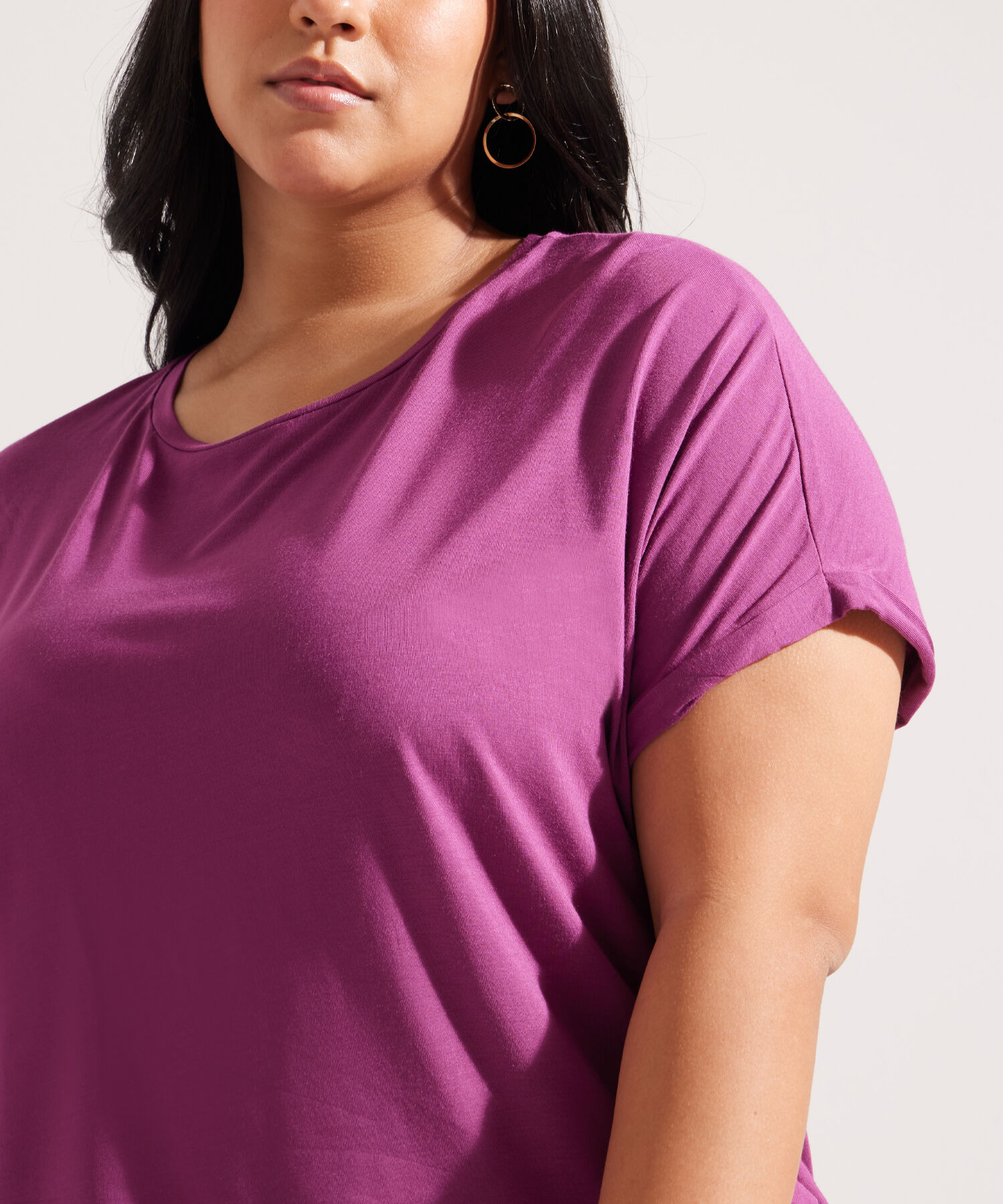 Camiseta Manga Corta con Cuello Redondo