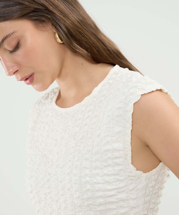 Camiseta Con Textura Hombro Corrido Para Mujer image number null