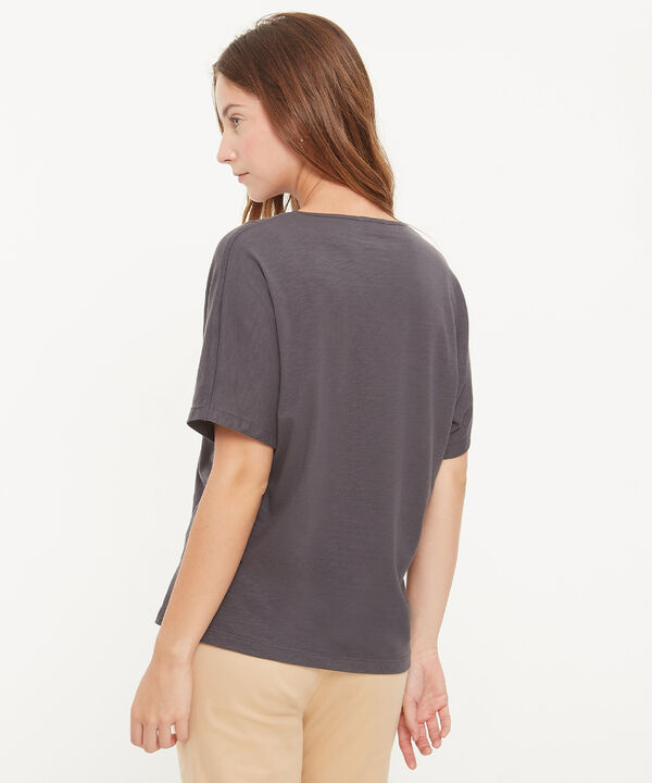 Camiseta Manga Corta Unicolor Con Bordado image number null