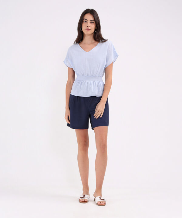 Blusa Unicolor Manga Corta, Escote V Con Encauchado En Cintura, Nautico Artesanal Línea Moda