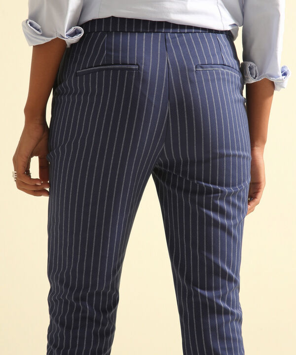 Pantalón Clásico Estampado