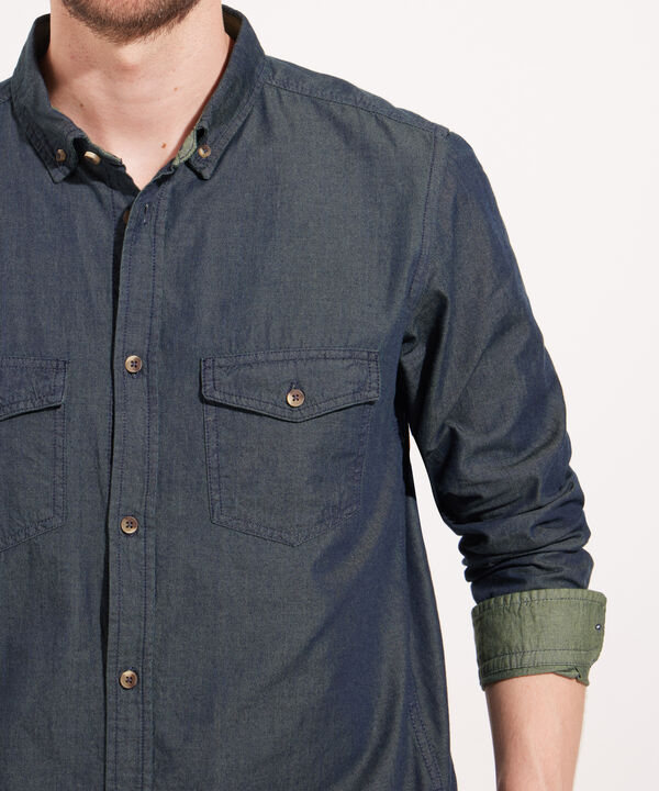 Camisa Slim Fit Tono Azul Medio Oscuro