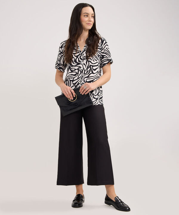 Camisa Estampada, Manga Corta, Cuello Camisero