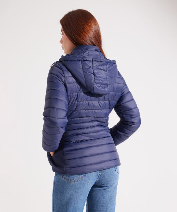 Chaqueta Acolchada con Capota