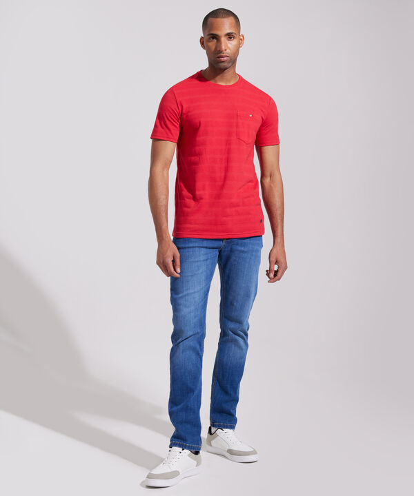 Camiseta Unicolor, Cuello Redondo Con Bolsillo De Parche image number null